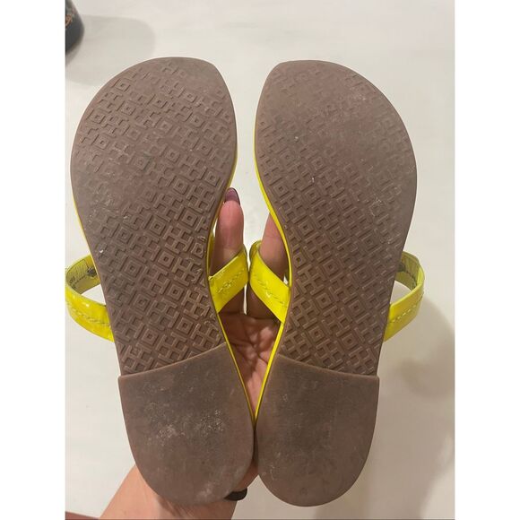 Tory Burch fluorescent lime yellow miller sandals size 6 - Picture 3 of 8
